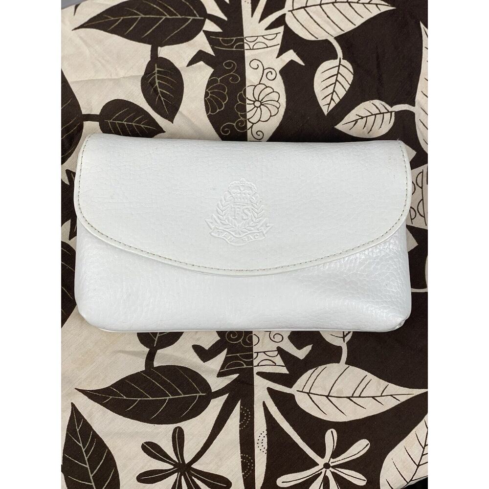 Tan Sac Vintage White Wallet Clutch, Check Book And Key Snap